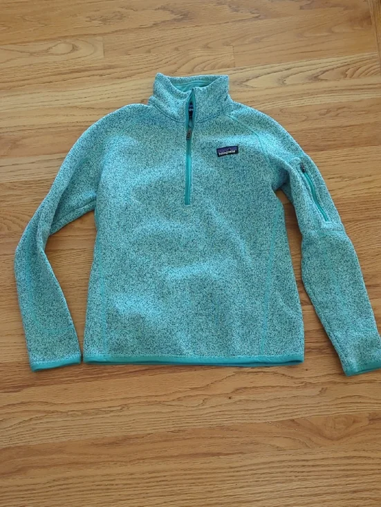 Patagonia Women’s Half-Zip Sweater - Picture 1 of 4